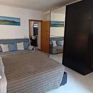 https://la-tirli.it-tuscanyhotel.com